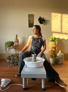 The Walking Apron Grey