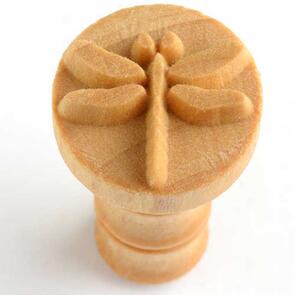 MKM Round Stamp 2.5cm Medium Dragonfly