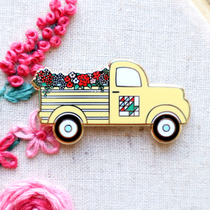 Flamingo Toes Needle Minder - Spring Flower Vintage Truck