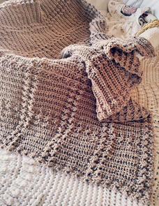 Holland Designs Crochet Pattern - Rose Lullaby Baby Blanket