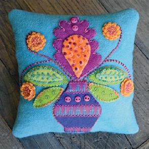 Sue Spargo Canna Blossom Pincushion Kit