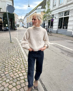 Petite Knit Louisiana Sweater - Knitting Pattern / Kit