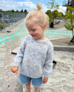 Petite Knit Monday Sweater Junior - Knitting Pattern / Kit