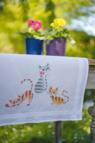 Vervaco Cross Stitch Table Runner Kit - Striped Cats