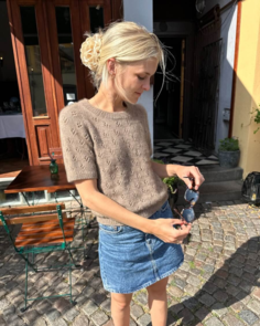 Petite Knit Rigmor Tee - Knitting Pattern / Kit