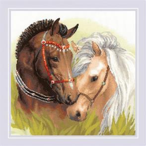 Riolis Pair of Horses - Cross Stitch Kit