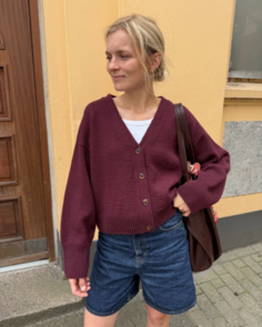 Petite Knit Scarlet Cardigan - Knitting Pattern / Kit