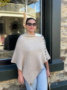 Touch Yarns Pattern 083 Tarras Poncho