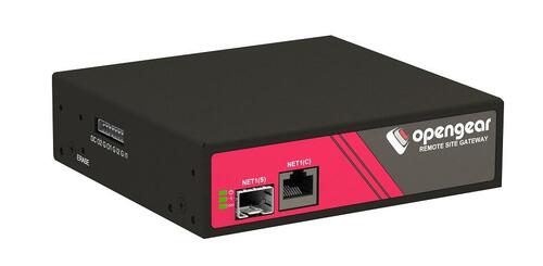 ACM7000 Resilience Gateway, 4 serial Cisco Straight pinout, 1x GbE & 4 port GbE switch, 2 DIO, 2 output ports, Global Power Supply