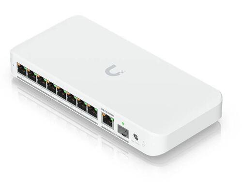 8-port 2.5GbE switch with 10GbE RJ45/SFP+ combination uplink
